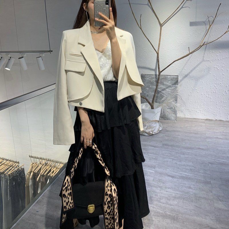 Elegant Versatile Short Blazer