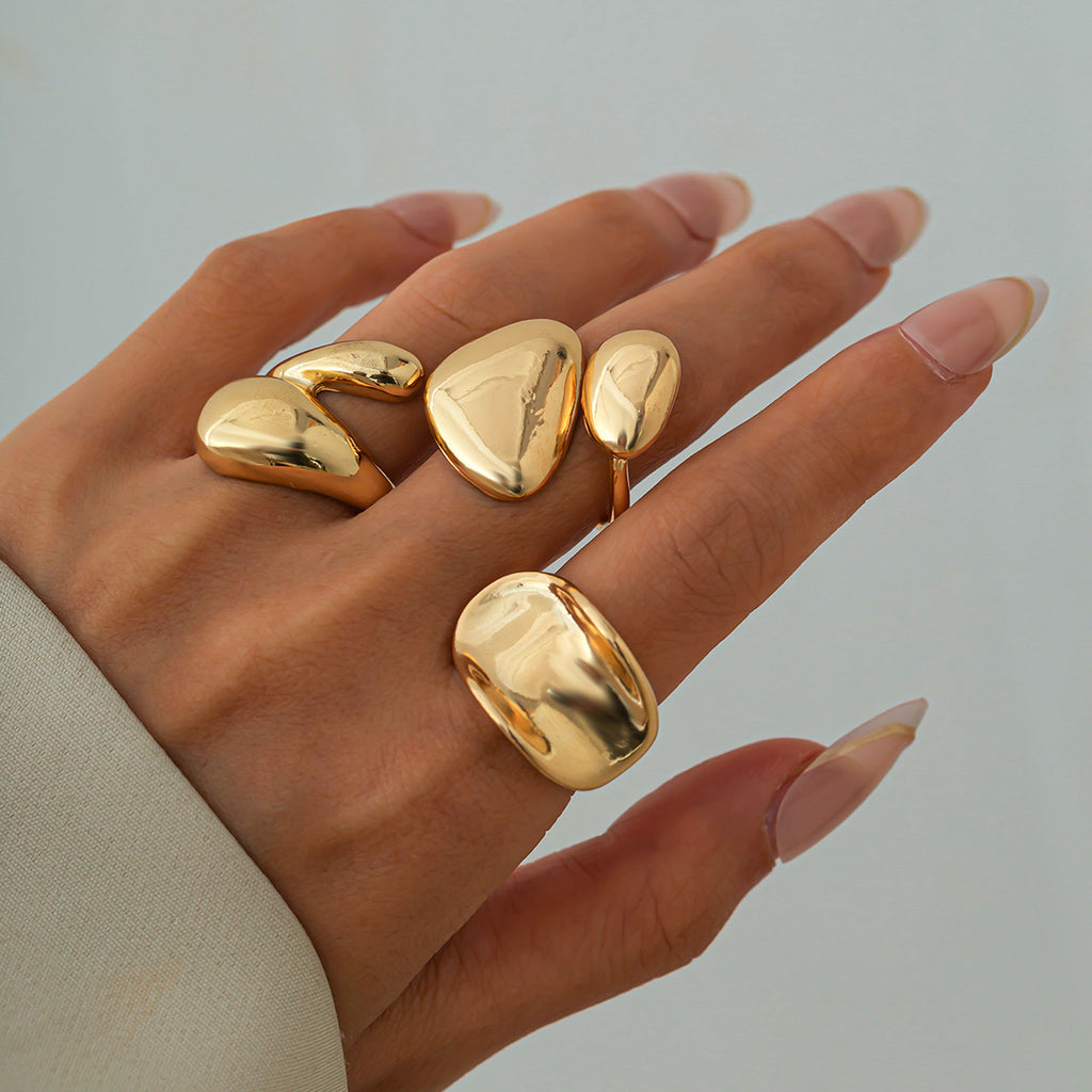 Glossy Hug Ring Suit