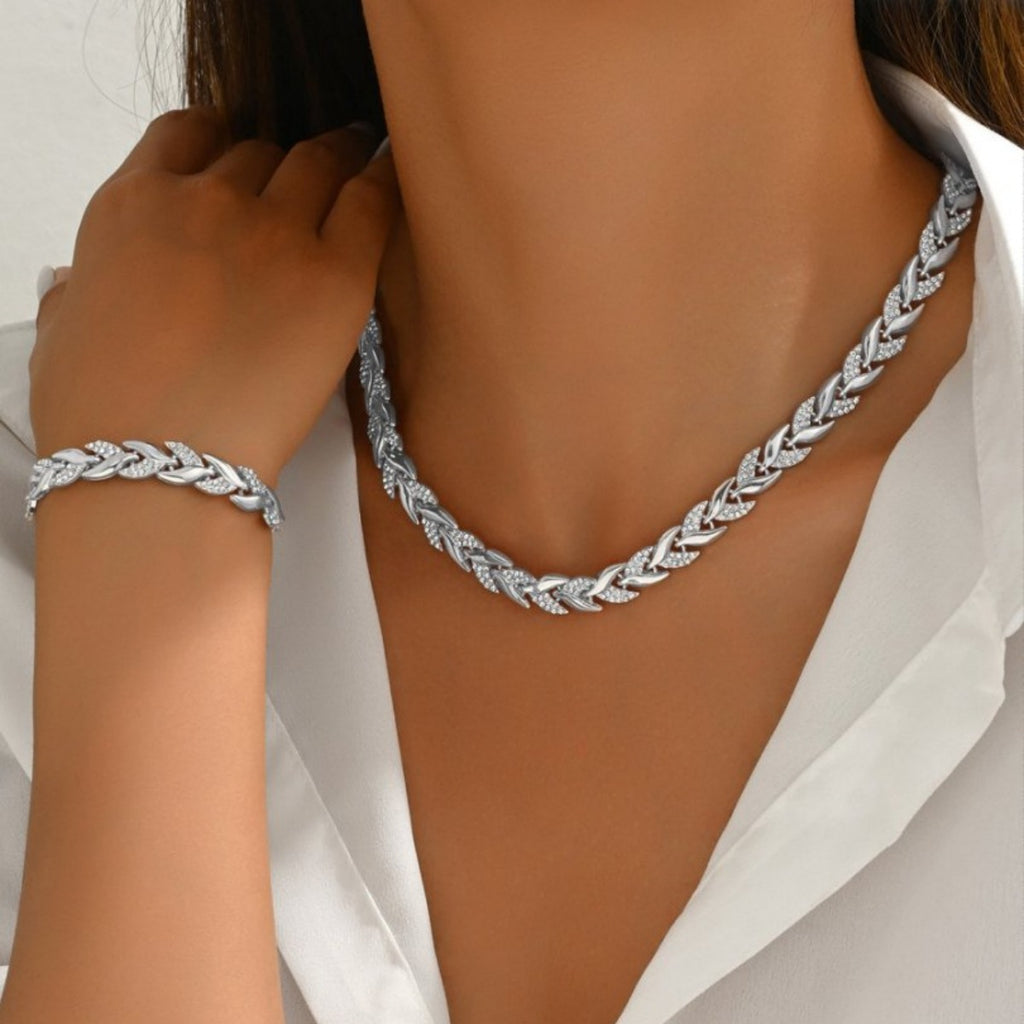 Diamond-encrusted Necklace
