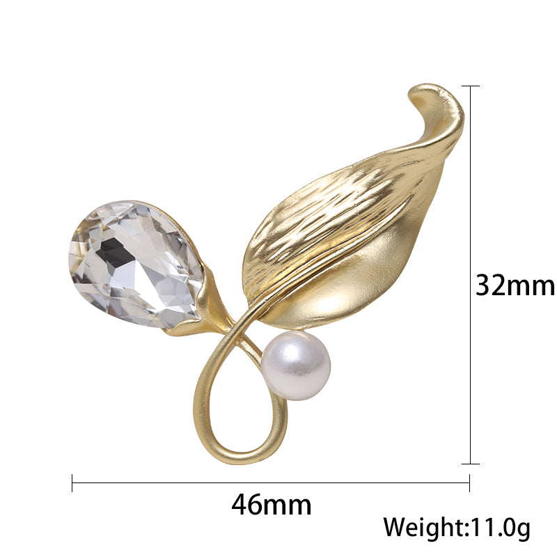 Matte Electroplated Pearl Brooch
