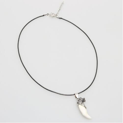 Spike necklace