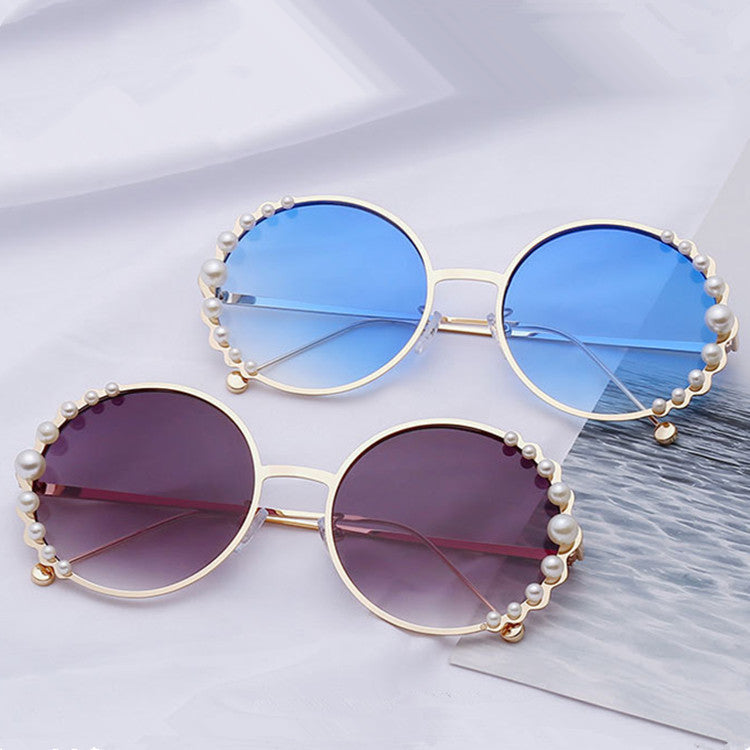 Round frame pearl sunglasses