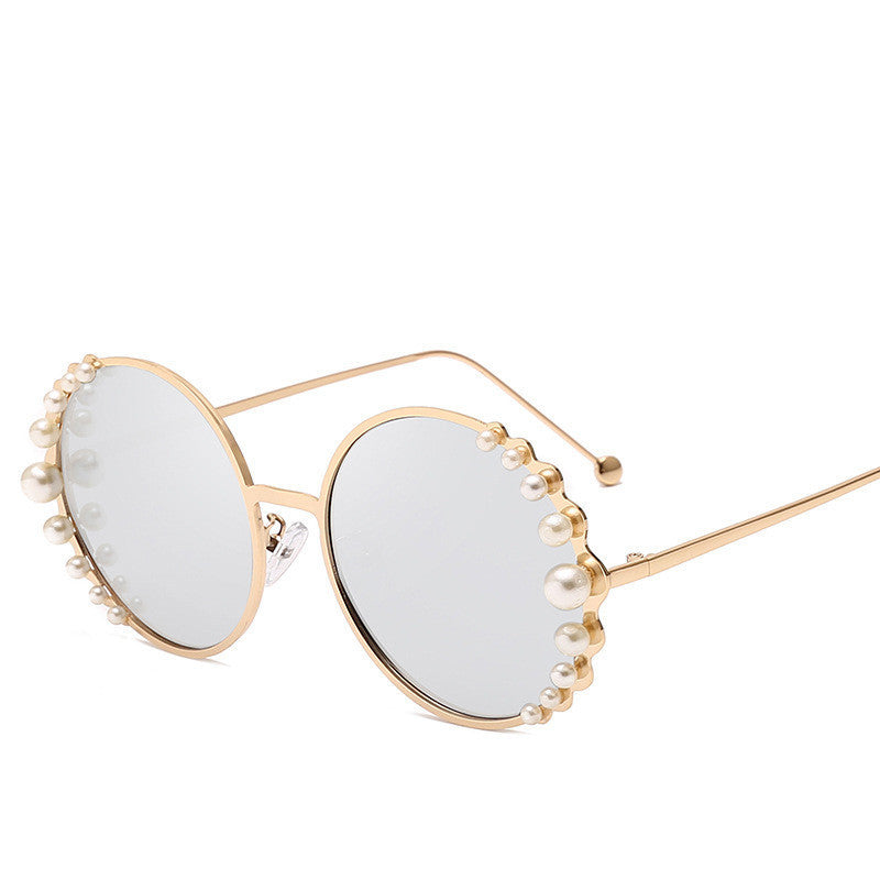 Round frame pearl sunglasses