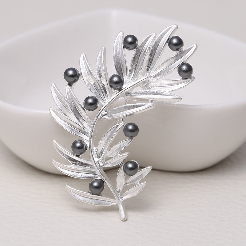 Matte Electroplated Pearl Brooch