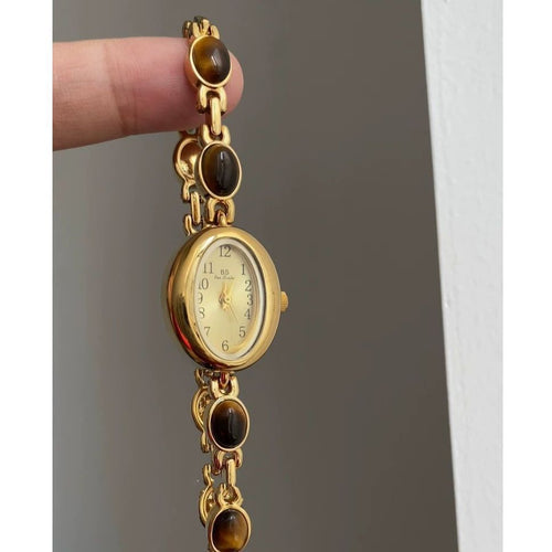Creative Vintage-style Fashion Watch