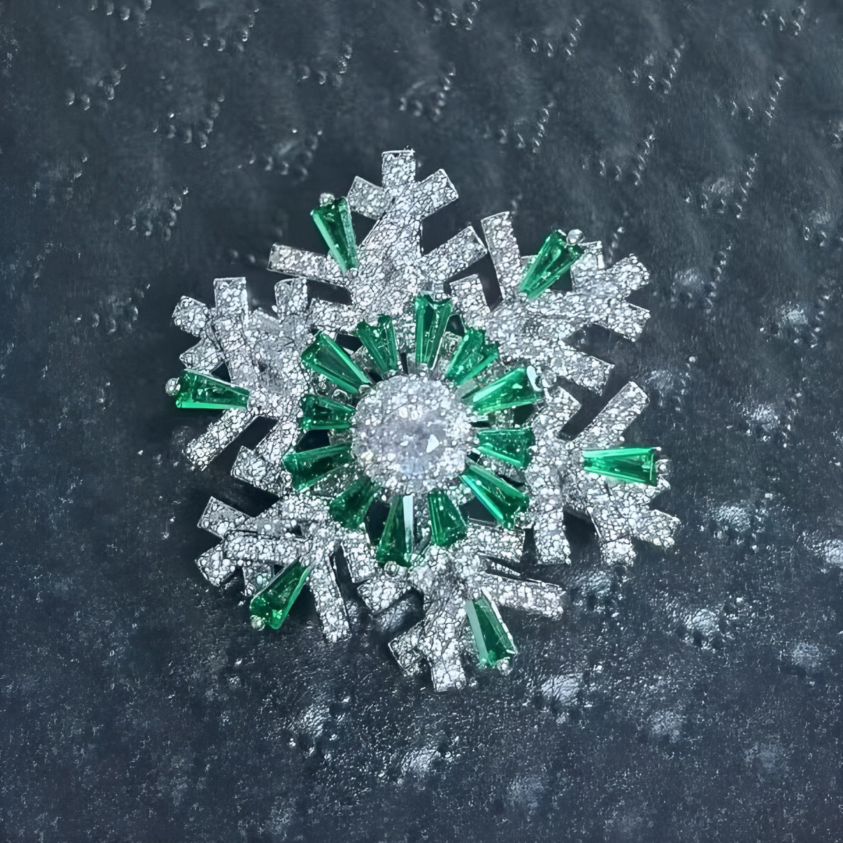 Spinning Snowflake Pin Corsage