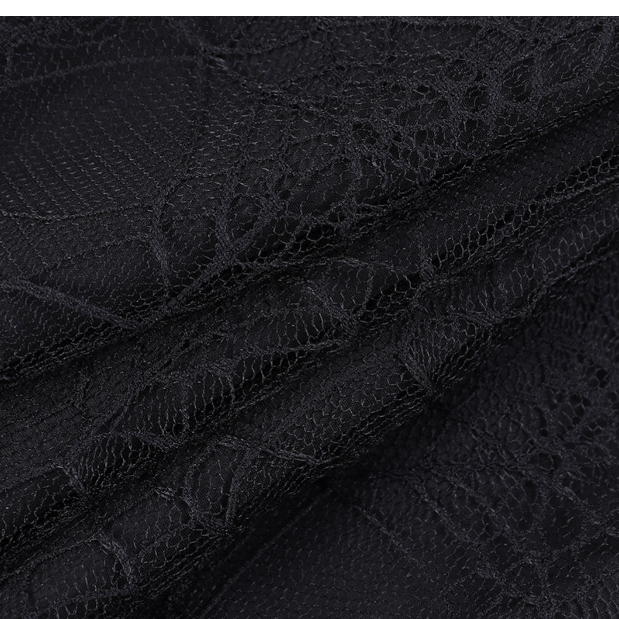 Black Heavy-duty Lace Stitching Skirt