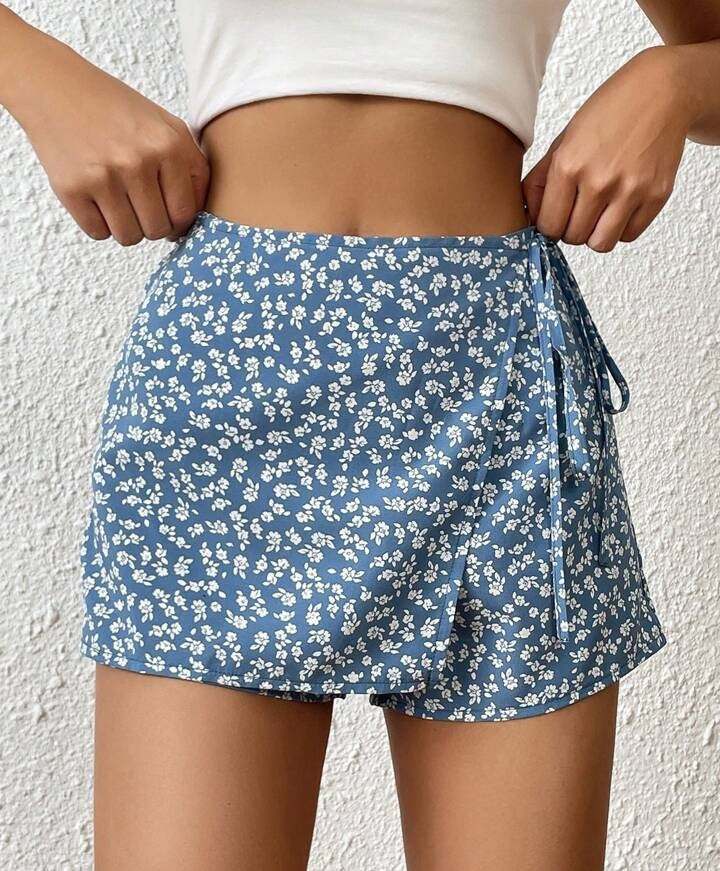 Floral Lace-Up  Shorts