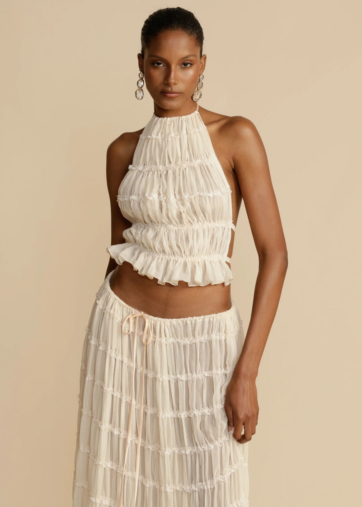 Backless Cropped Halter Top And Pleated Long Skirt