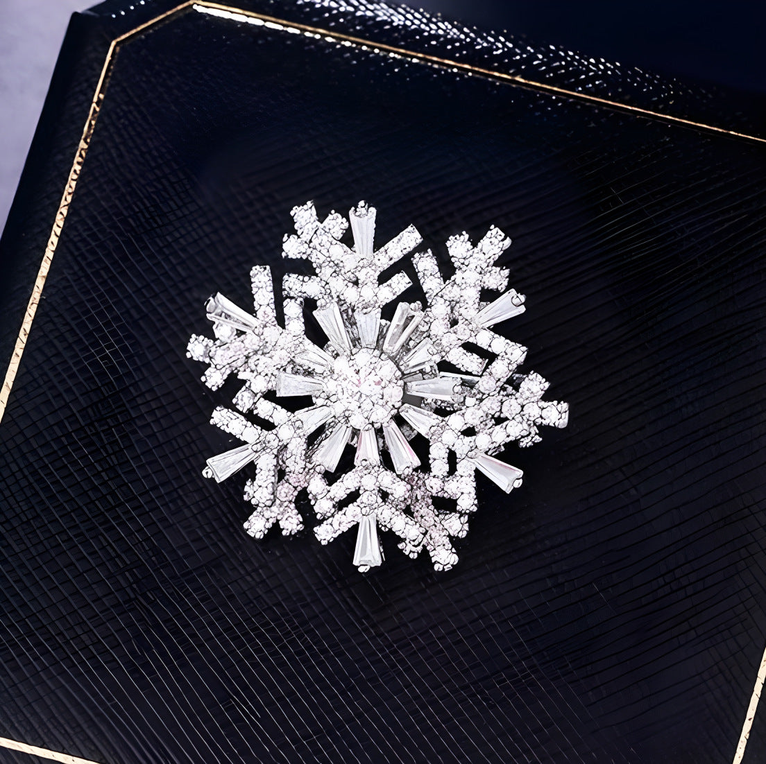 Spinning Snowflake Pin Corsage