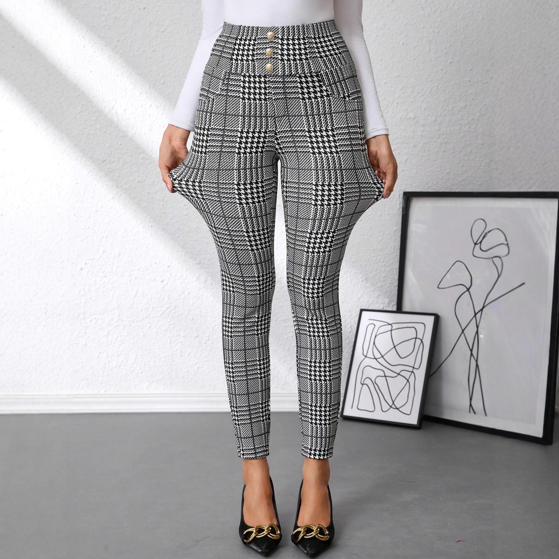 Check Print Button Embellished High-waist Slim-fit Knit Pant